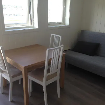 Sundlandet Motel *